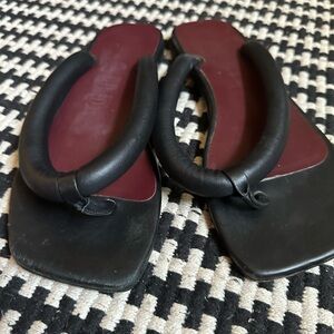 STAUD Black and Burgundy Footwear